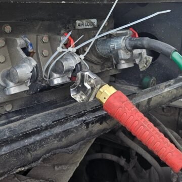 Driver arrested after police catch him trying to repair air brakes with only zip ties