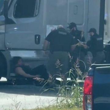 Truck driver parked in emergency lane leads police on chase after being asked to leave