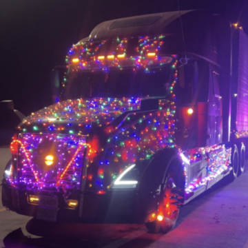 Christmas lights on vehicles are illegal, Pennsylvania police warn