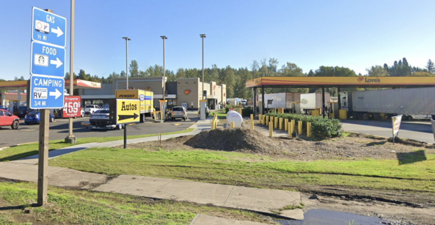 Taking too long at diesel pumps led to truck stop stabbing in Oregon, per report