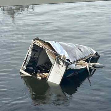 Chaos of Twin Span Bridge crash cleared as crews lift box truck out of water, determine no other vehicles involved