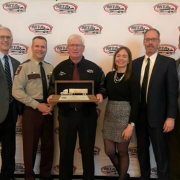 Minnesota Driver of the Year award goes to trucker with 4 million safe miles