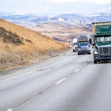 Daimler resumes diesel truck sales in Oregon less than a month after pause for environmental laws 