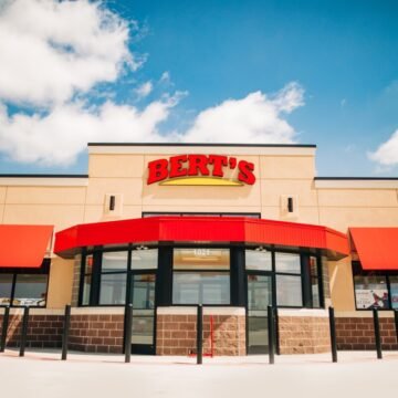 Popular Kansas truck stop closes, to reopen under new ownership