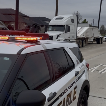 Texas cops arrest ‘unlicensed trucker’ for a slew of violations