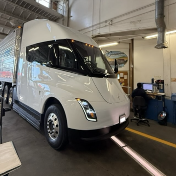 All-electric Tesla Semi rolls through California scale house for inspection
