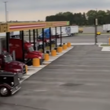 Driver stumbles upon a “truck stop resort” south of Chicago